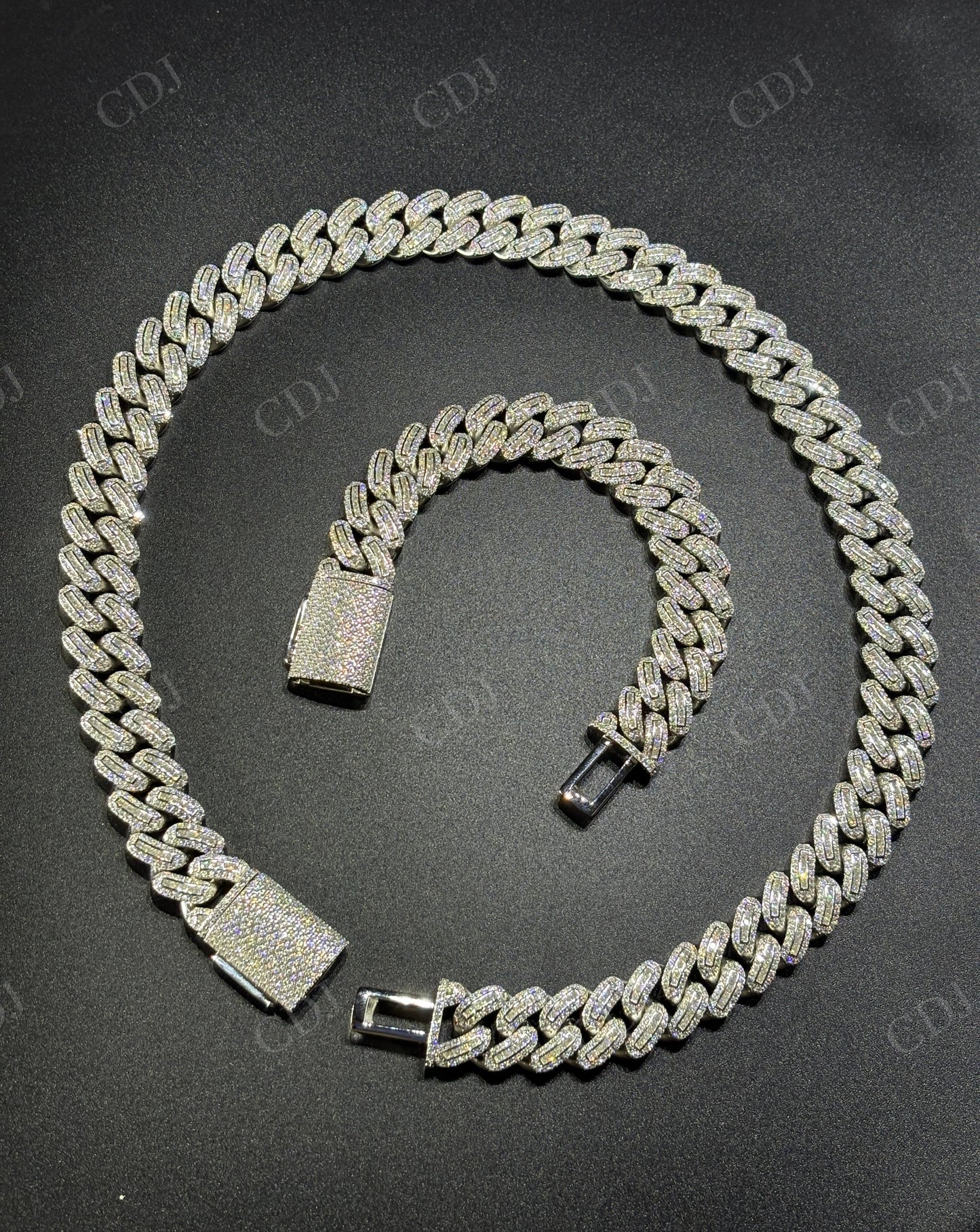 16mm Round Middle Straight Bezel Sterling Silver Moissanite Chain