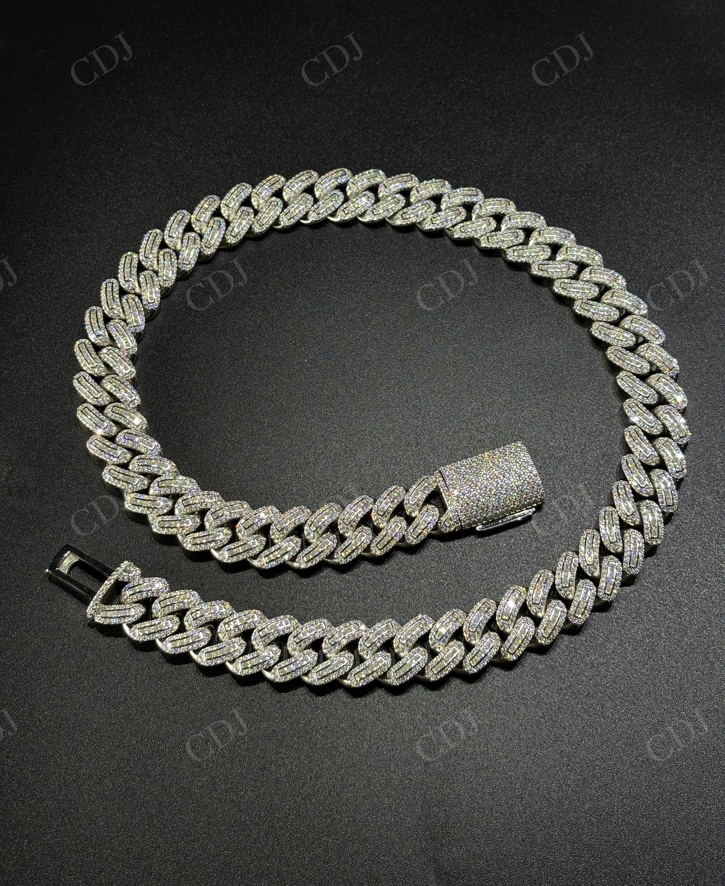 16mm Round Middle Straight Bezel Sterling Silver Moissanite Chain